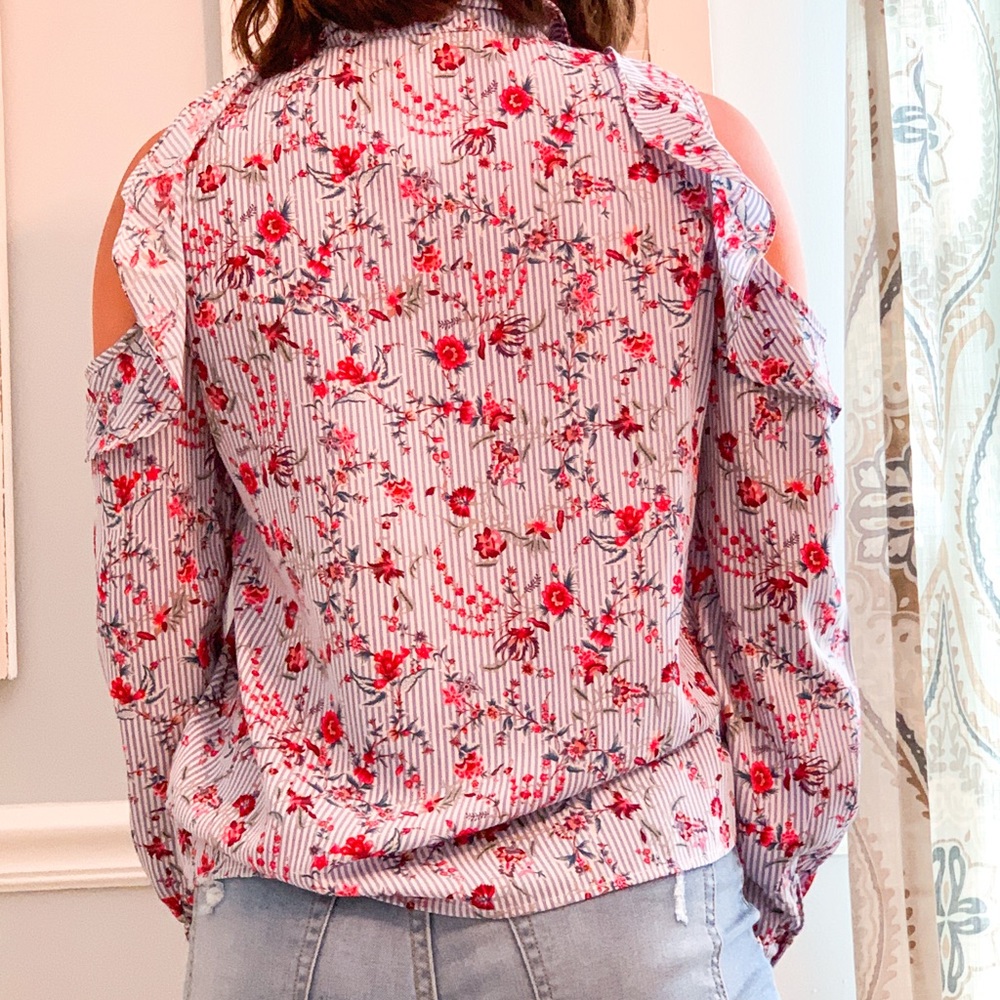 blouse - Picture 2 of 2